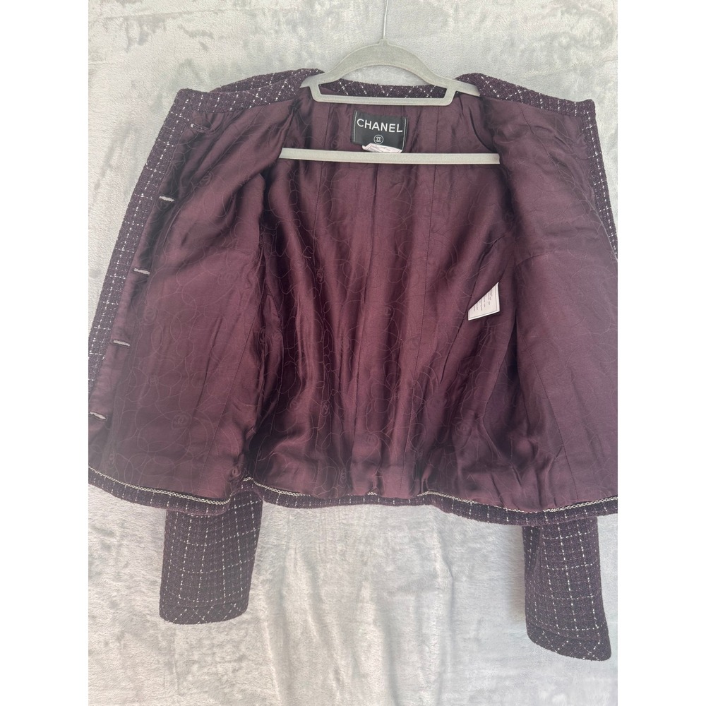 Chanel 02P Plum Purple Tweed Jacket Blazer CC Crystal Buttons FR 42 US 10 - Picture 10 of 12
